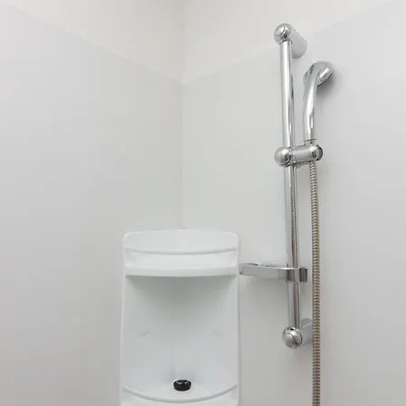 Eldamar Floating House *