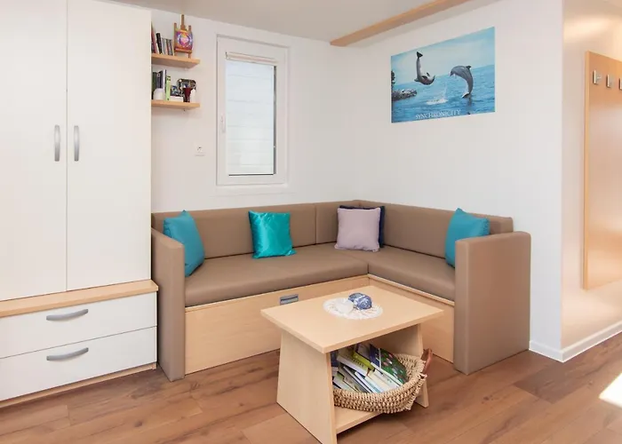 Daire Eldamar Floating House *